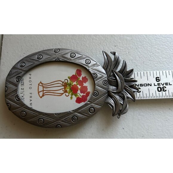 Decorative Silver Mini Photo Frames Set Of 2 With Pearl & Pineapple Design - Picture 9 of 11